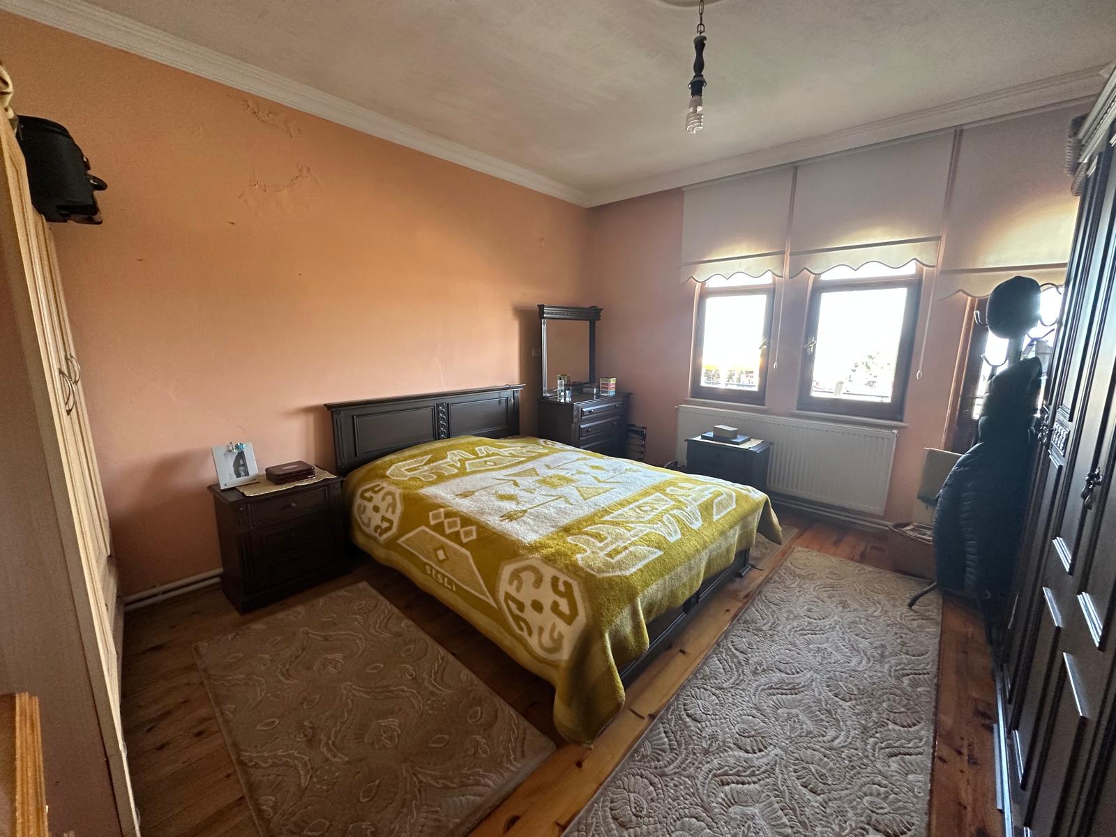 MABEL GAYRİMENKUL/DENİZLİ'DE ANA YOLA SIFIR SATILIK ARSA VE BİNA